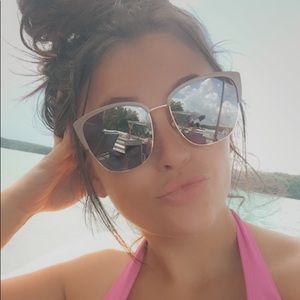 Meet your Posher, Rebecka